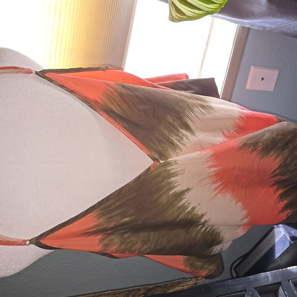 Convertible Tank/Cold shoulder top - Picture 3 of 3